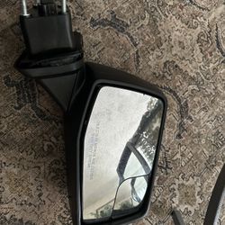 Door Mirror Heated - Compatible with 2019-2024 Chevrolet Silverado and GMC Sierra 1500 - Driver Side Door Mirror Replaces 5 9 6 8