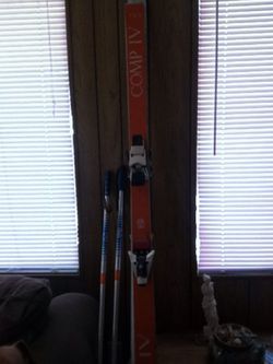 Snow Skis