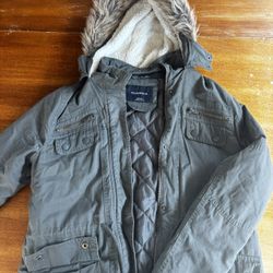 2016 white girl jacket 😭