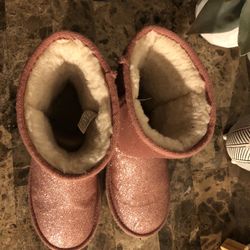 Uggs size 3