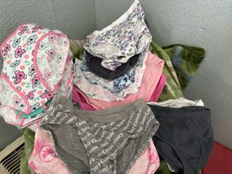 Mixed Lot of Girls' Underwear