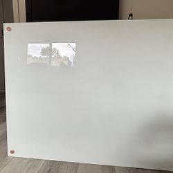 Quartet Magnetic Glass dry erase 4x3 whiteboard 