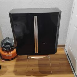 Husky Wall Shelf/Cabinet