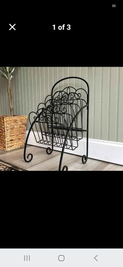 Black Wrought Iron Magazine Rack