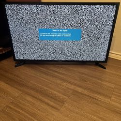 Samsung 32 Inch Flat Screen TV 
