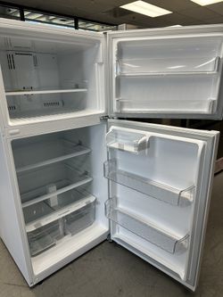 New🔥30” Apartment Size Top Freezer Refrigerator 