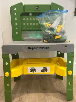 John Deere work bench