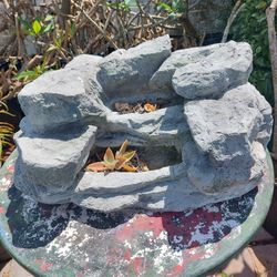  Tierd Rock Piecefor Your Garden