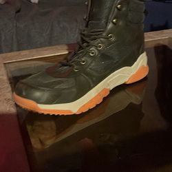 Boots Size 9.5