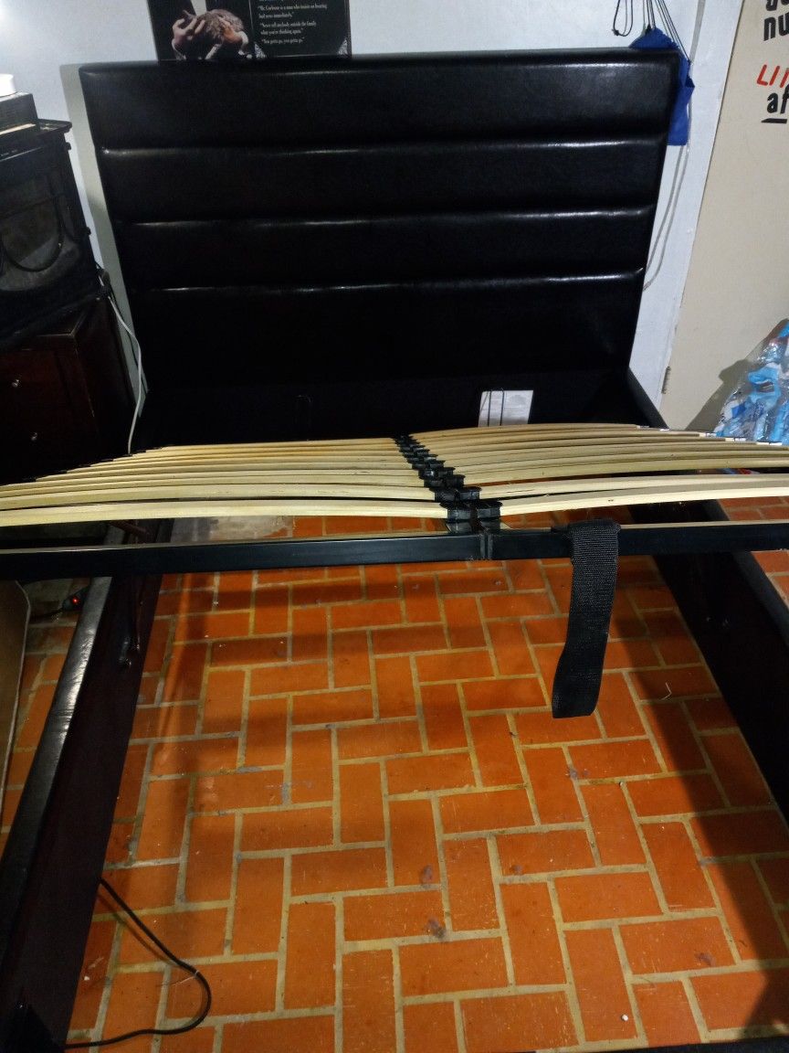 Coaster Bed Frame/Headboard for Sale in San Diego, CA OfferUp