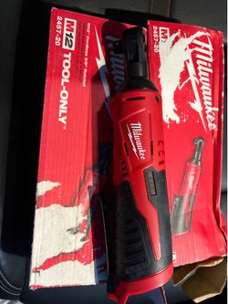 Milwaukee 3/8 ratchet