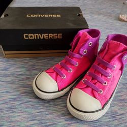 Converse Kid Shoes Size 9