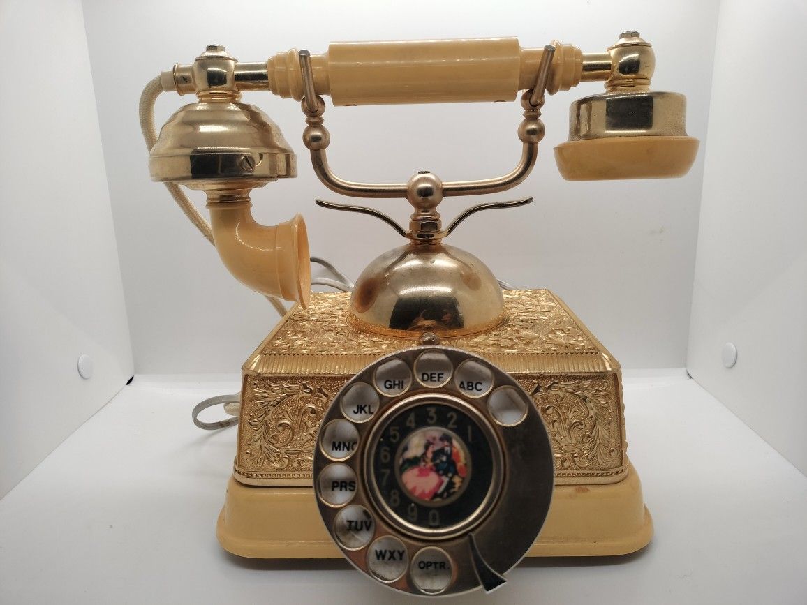 Vintage French Continental Rotary Phone Radio Shack Model 43-320