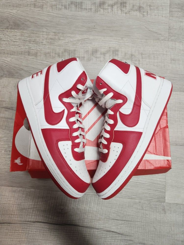 Nike High University Red 