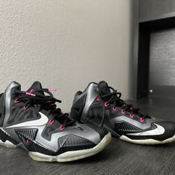 Nike LeBron XI 11 Miami Nights Black Metallic Pink 