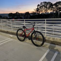 Throne Read Description 