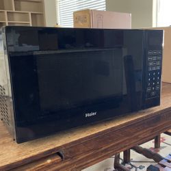 Haier Microwave 