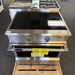 Hestan KRI Series  KRI30BK 30 Inch Freestanding Induction Range