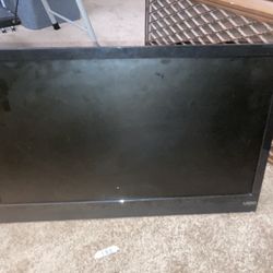 Visio E241-A1 TV With Remote control