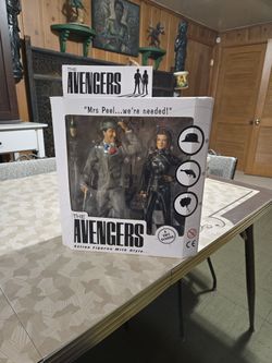 Avengers Emma Peel John Steed 