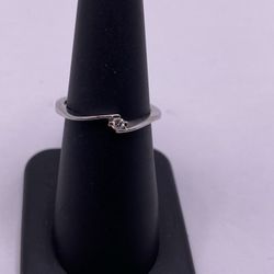 18K White Gold Solitaire Diamond Ring