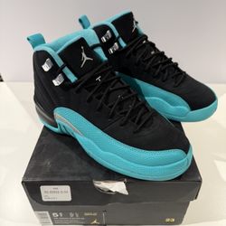 Size 5.5 (GS) - Jordan 12 Mid Hyper Jade 2016