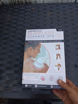 Flawless cleaning spa brush.    New