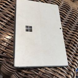 Microsoft Surface Pro 7