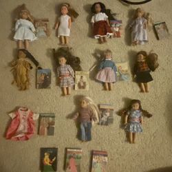 American Girl Mini Dolls With Books And Extra
