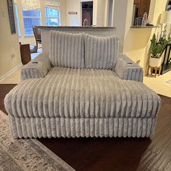 Oversized Chaise- Ashley Furniture Stupendous collection