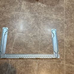 GE  Microwave Mounting Bracket 