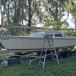 22 foot Catalina sailboat