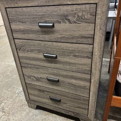 Four Drawer Chest Of Drawers 