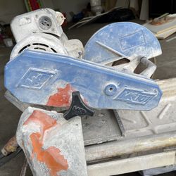 TILE SAW WORKING PERFECT 