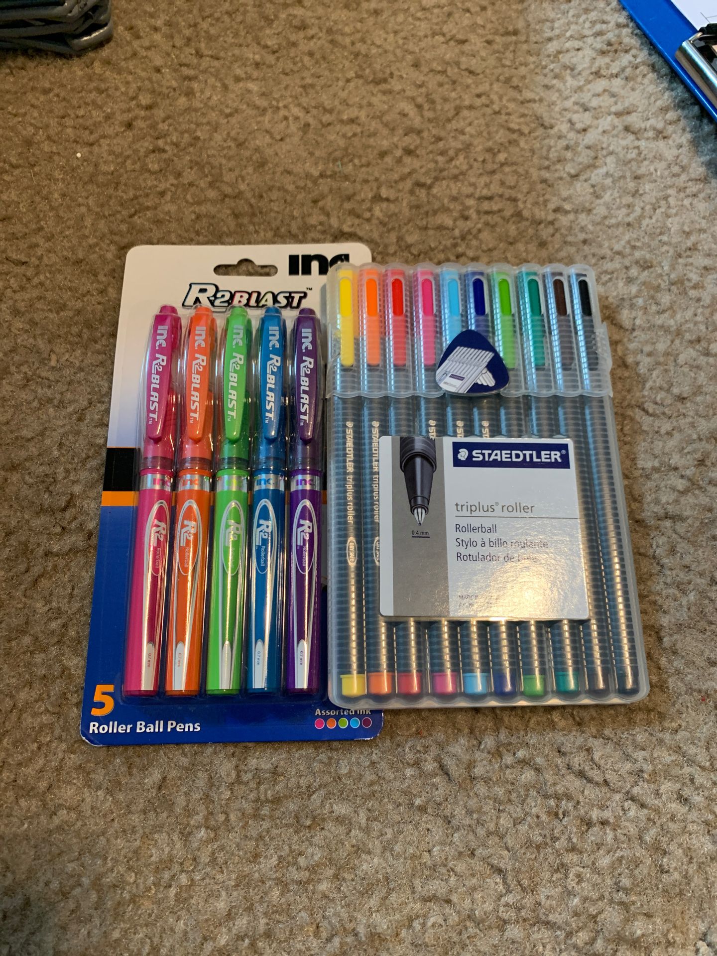 R2 Blast and Staedtler Pens *Brand New*