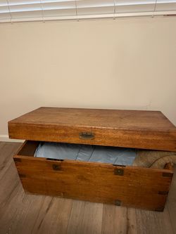 Oak Chest