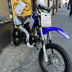 New Apollo 110cc Rfz Dirt Bike