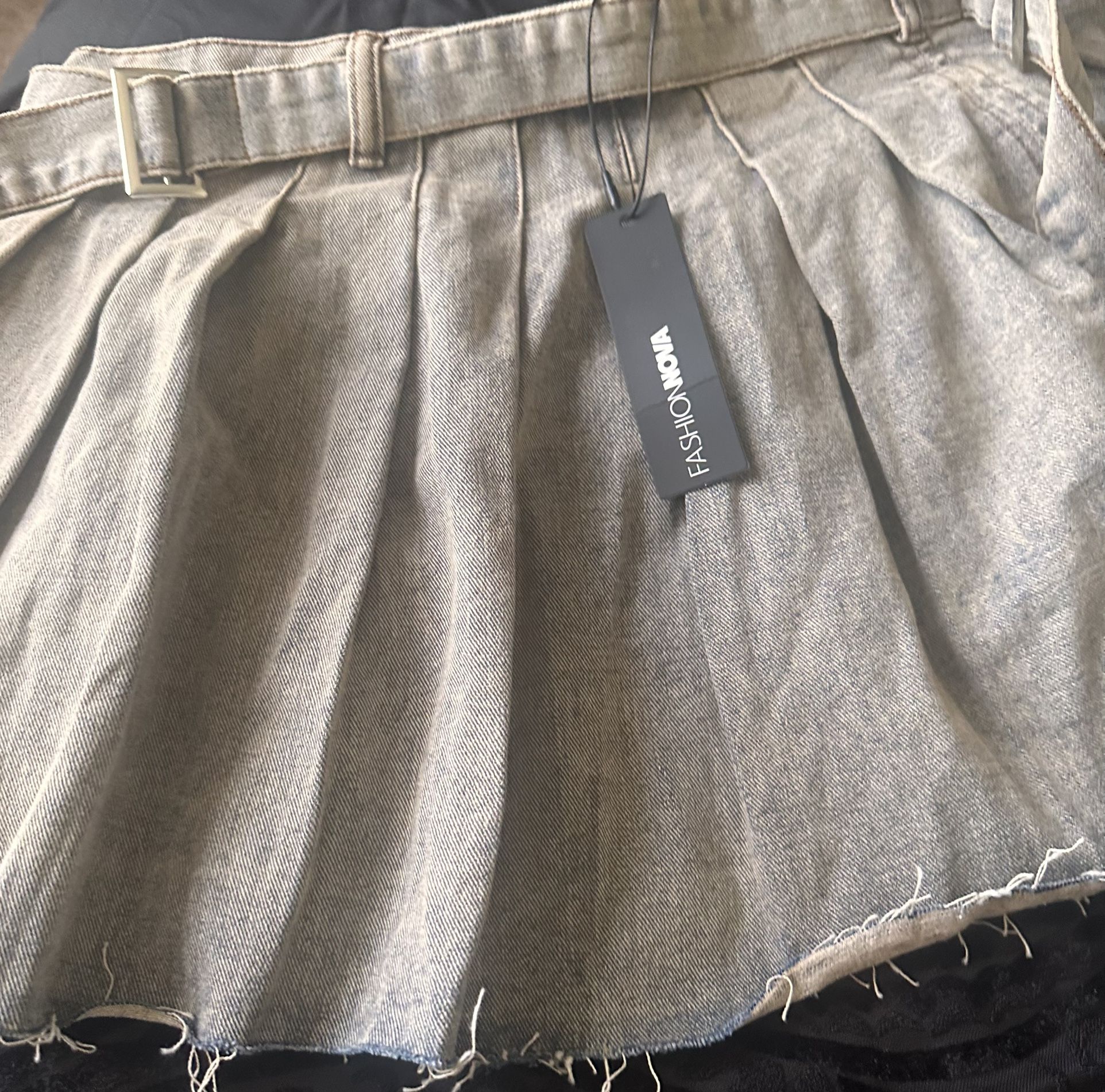Fashion Nova Skirt