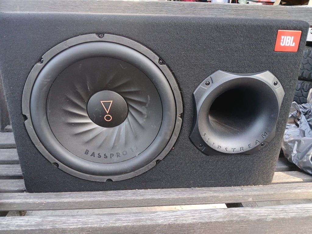 Bass Pro 12" Jbl
