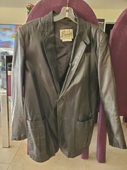 Womans black leather coat size M