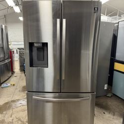 SAMSUNG REFRIGERATOR 