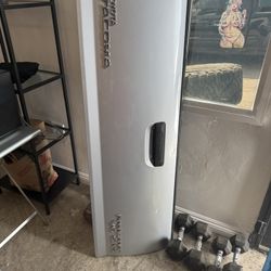 Toyota Tacoma Tailgate (Silver)