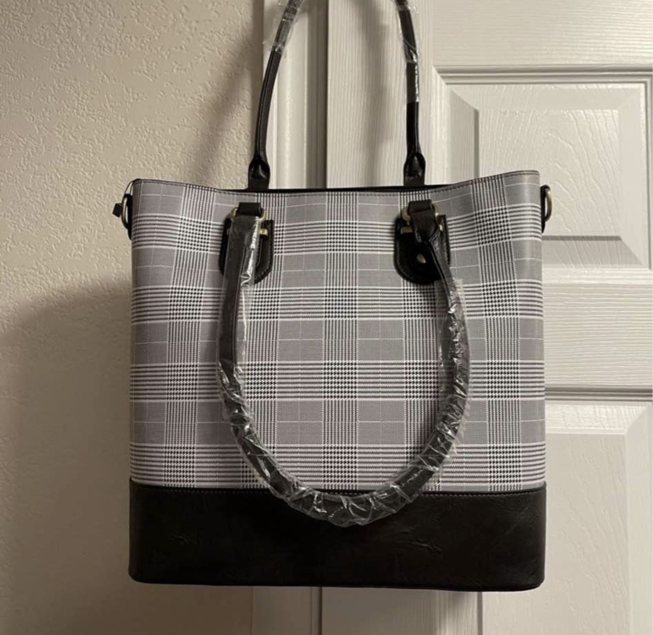 Brand New Purse