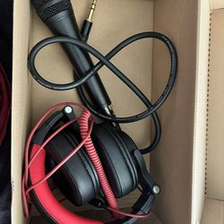 DJ Equipment 