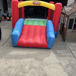 Little Tikes Bounce House 