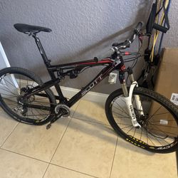 Scott Spark 10 Full Suspension Mountain Bike 