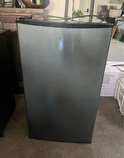 Open Box New Midea Mini Fridge 3.3 Cu Ft - $130