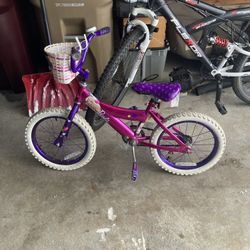 Nice Girls Bike 