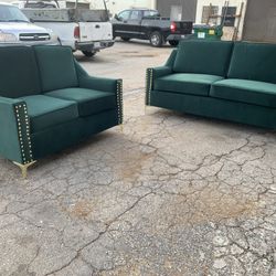 $1199 Brand New Sofa And Loveseat Set (Read Description Below)
