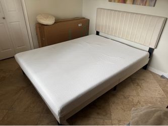 Queen Bed Frame + Memory Foam Mattress – Modern Suede Headboard – Great Condition